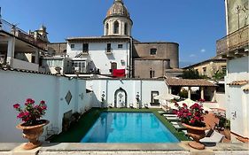 Don Camillo Suites